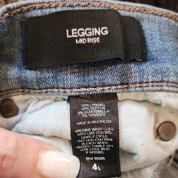 Express Light Blue 4L Skinny Jeans - Picture 5 of 5